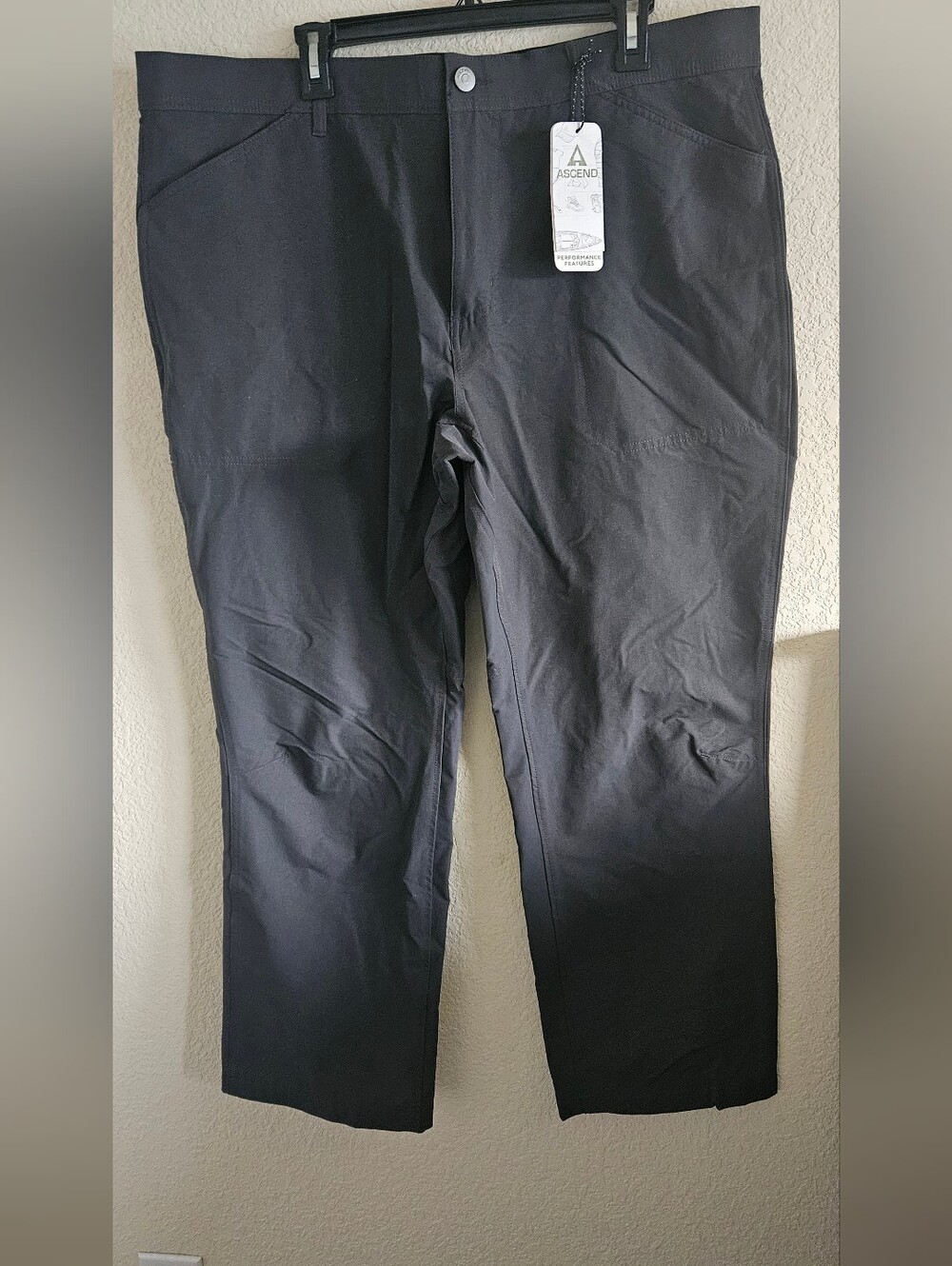 Ascend Men’s Black Stretch Chinos